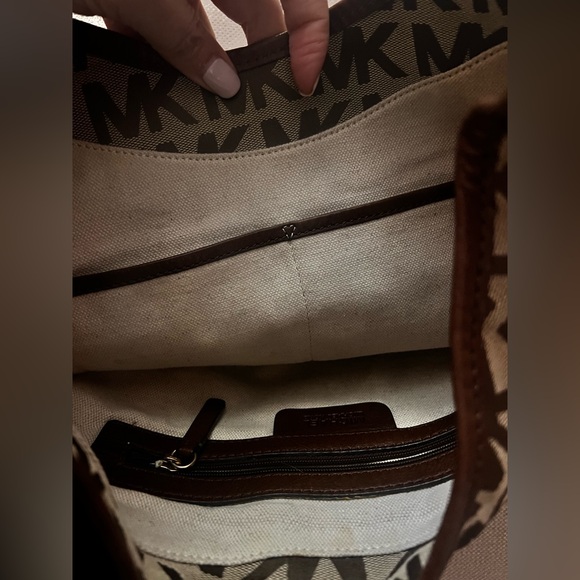MICHAEL KORS DESIGNER PURSE HANDBAG BROWNS/TANS MK INITIALS - Picture 6 of 7